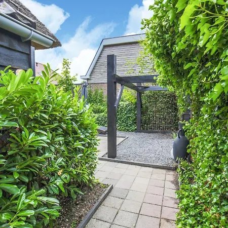 Well Maintained Holiday In An Old Dutch Haubarg Farmhouse Near Egmond Aan Zee Apartament